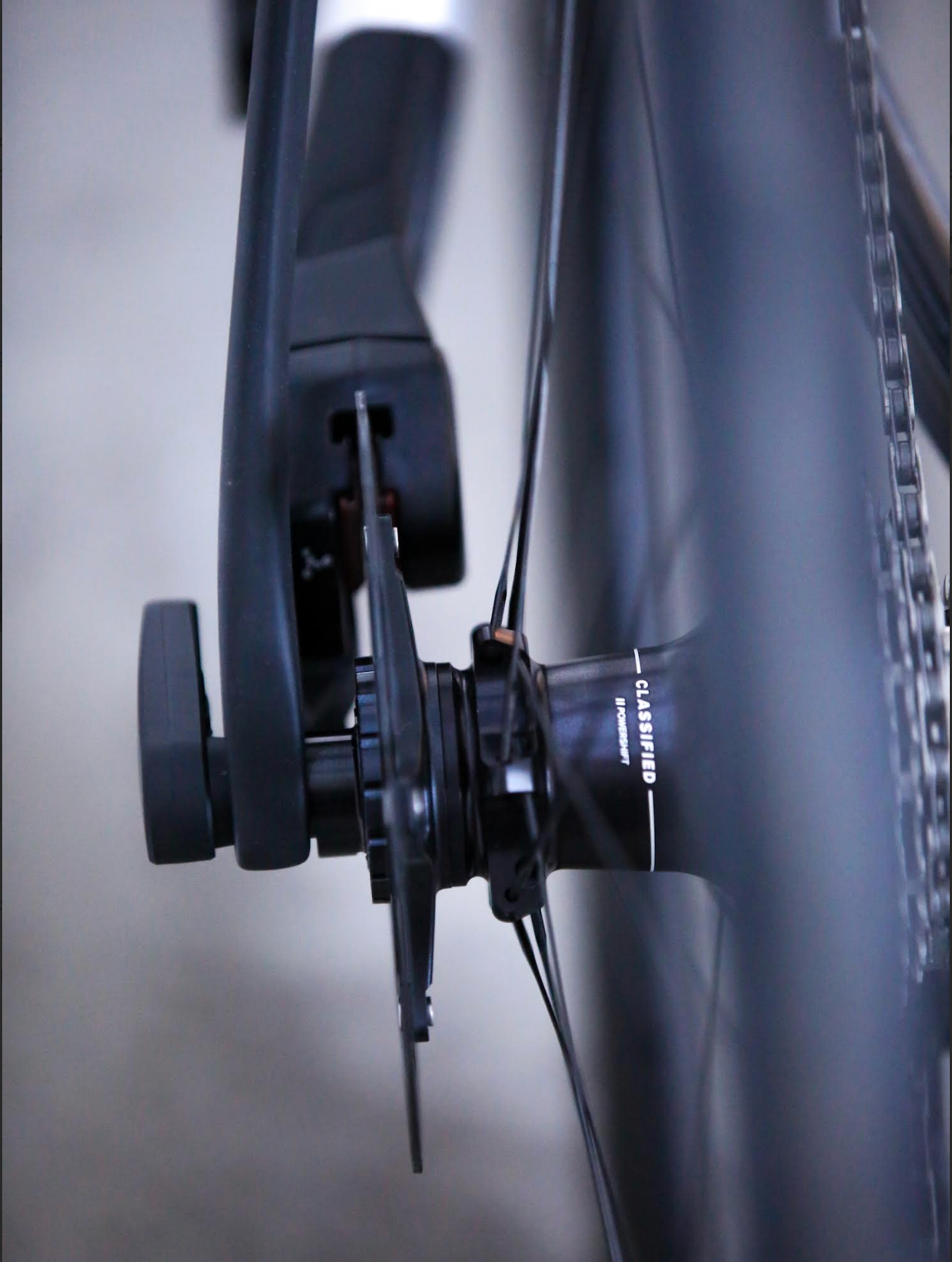 Exclusive E-119 build: Argon x Classified!
