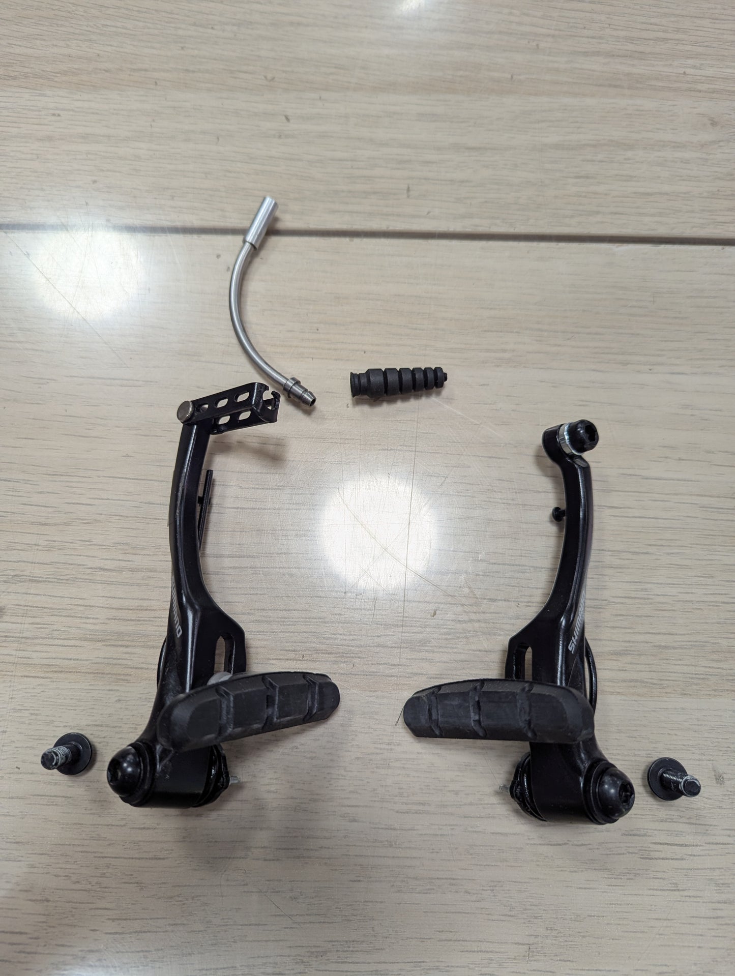 BR-T4000 V-Brake Set Rear