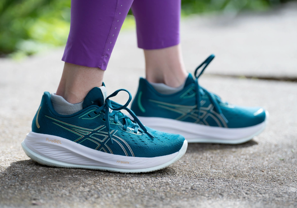 Gel-Cumulus 26  Wide Women's