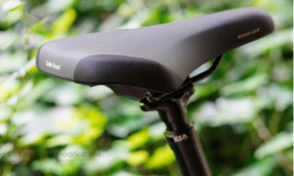 Moustache  Xroad ES Canadian Edition