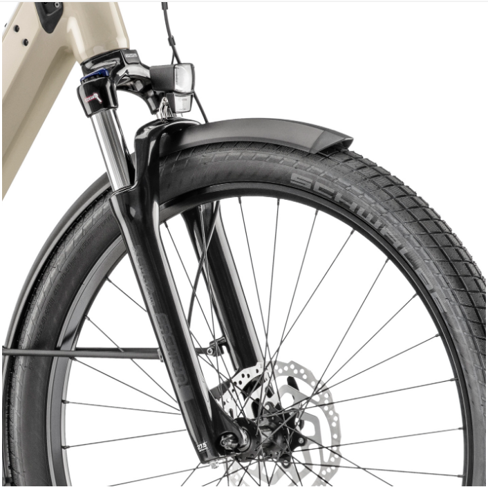 Moustache  Mardi 27.4