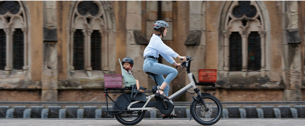 Moustache  Lundi 20 Cargo 3