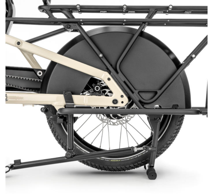 Moustache  Lundi 20 Cargo 3