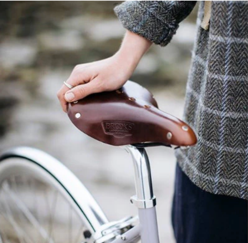 B17 Standard Classic White Limited Edition