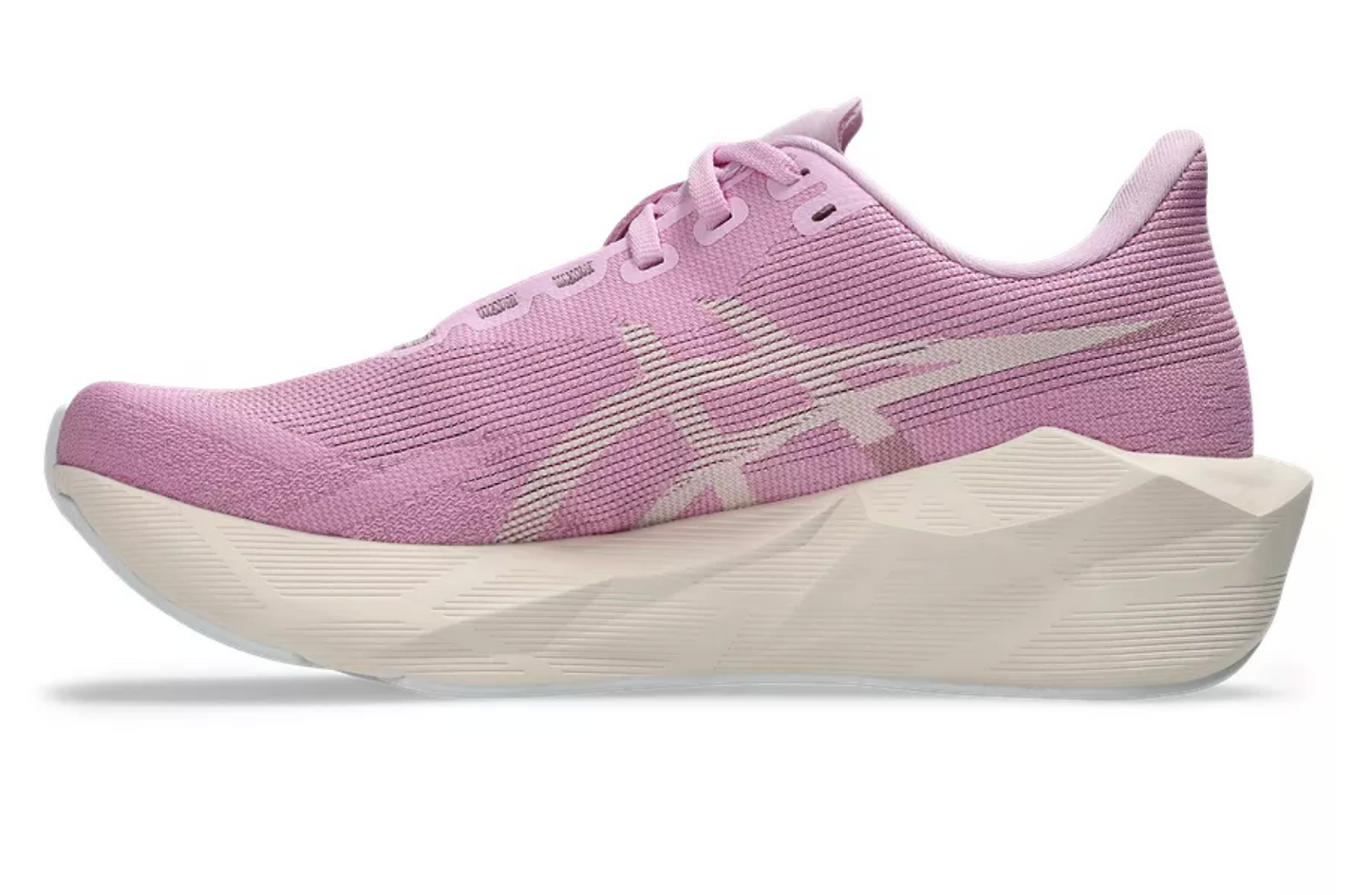 Novablast 6 Women's