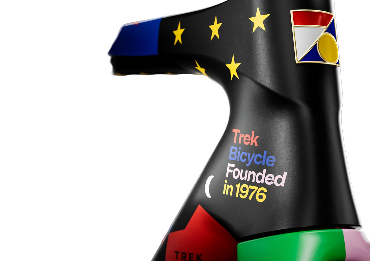 Madone SLR 9 AXS Gen 8 - The First 50 Icon