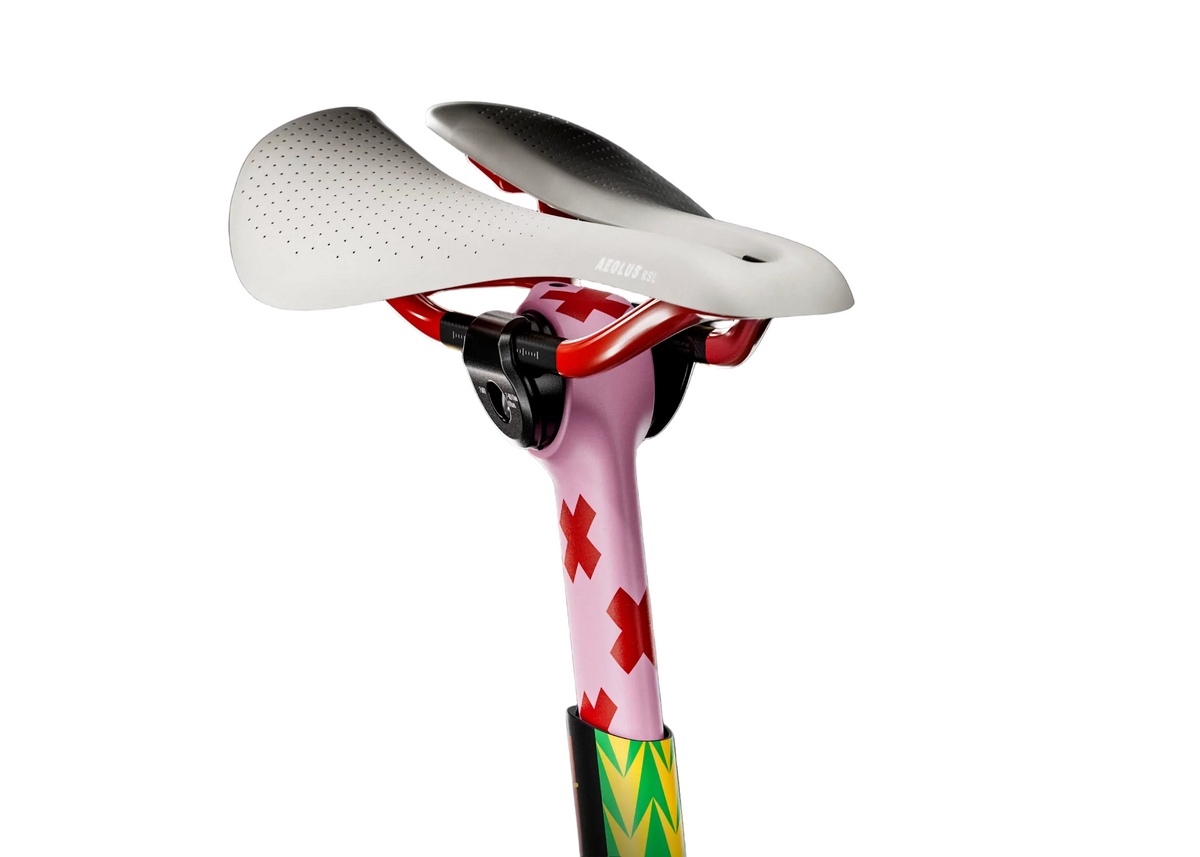 Madone SLR 9 AXS Gen 8 - The First 50 Icon
