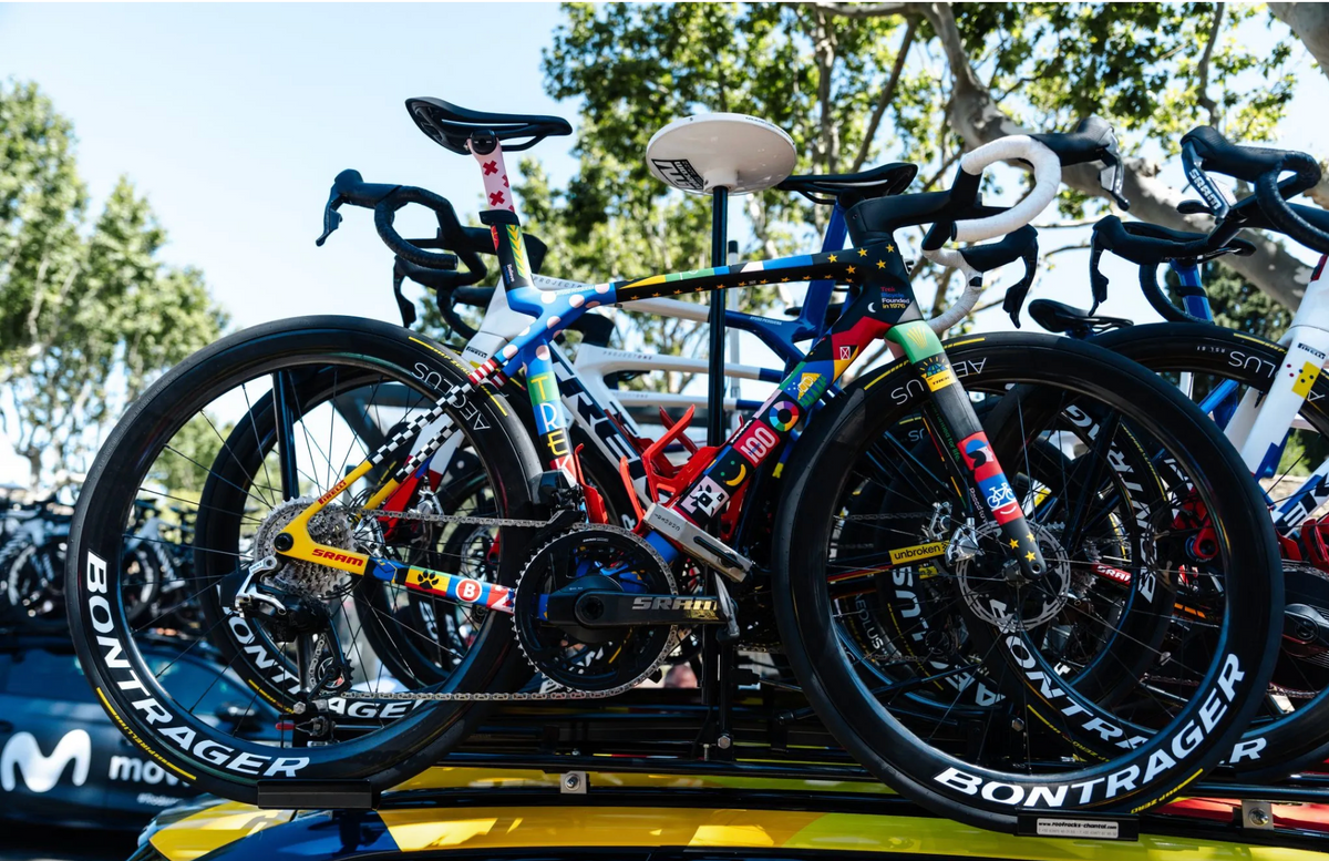 Madone SLR 9 AXS Gen 8 - The First 50 Icon